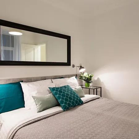 Apartmán Old Penthouse With A Sky View