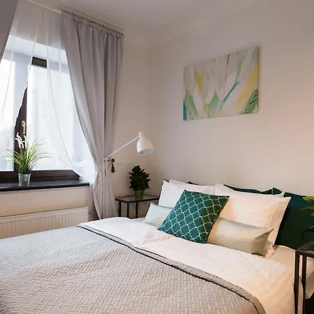 Old Penthouse With A Sky View Apartmán