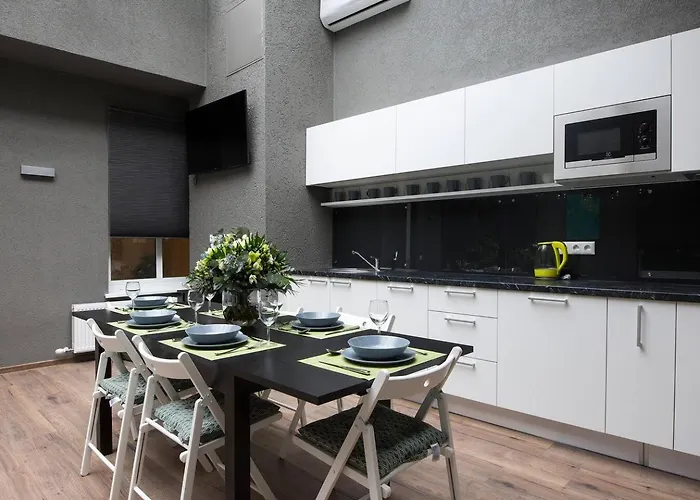 Апартаменты Old Penthouse With A Sky View Рига