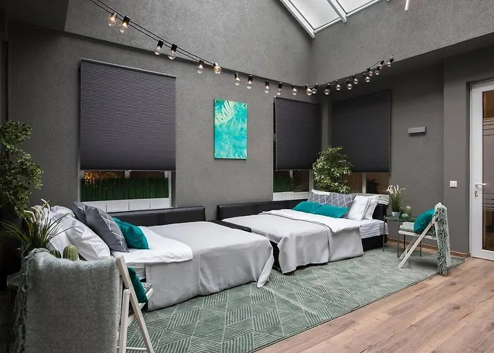 Old Penthouse With A Sky View Апартаменты Рига